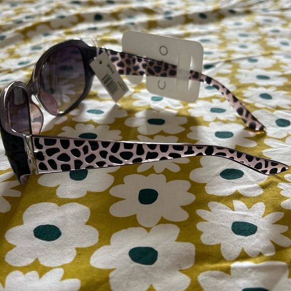 Purple print sunglasses - Picture 2 of 5